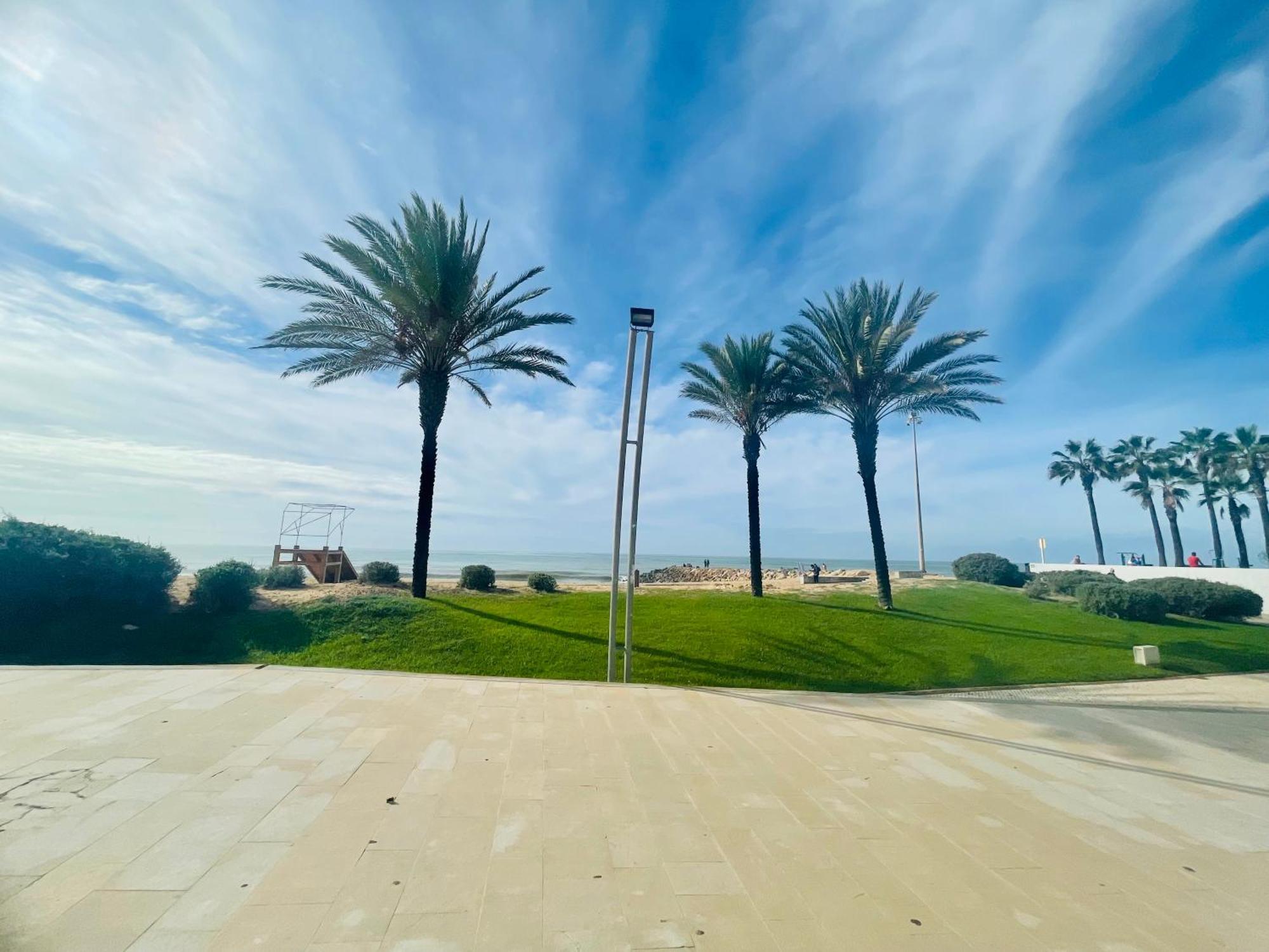 Avenida Mar 1 - Ar-Condicionado, Wifi E 200Mts Da Praia Quarteira Luaran gambar